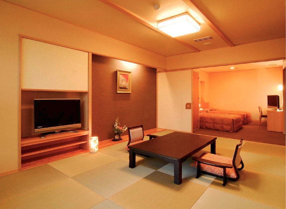 Hotel Sunvalley Izu Nagaoka Izunokuni Bagian luar foto